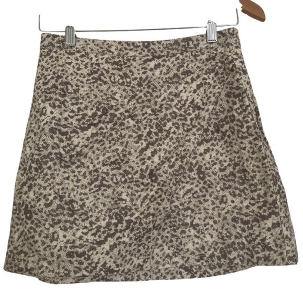 Free People Mini Skirt Women’s Size 4 Beige Leopard Print Vegan Leather Side Zip